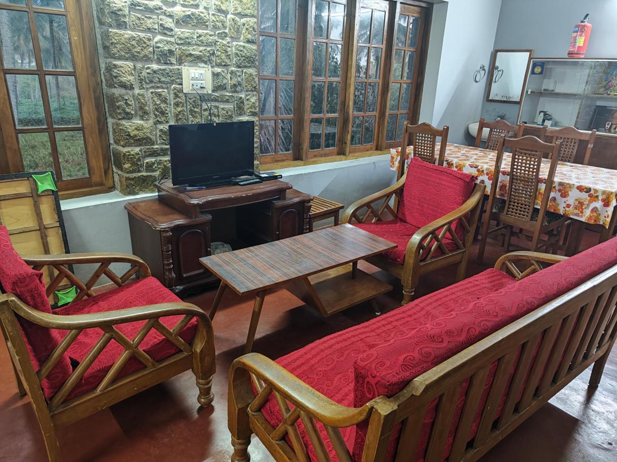 Homestay Acres *